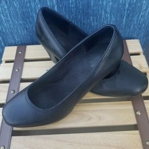 CLARK Black heels excellent condition